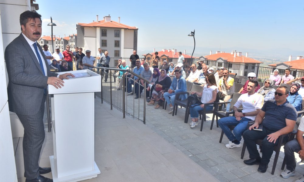 SUBAŞI TOKİ’LERİNDE ANAHTARLAR TESLİM EDİLDİ